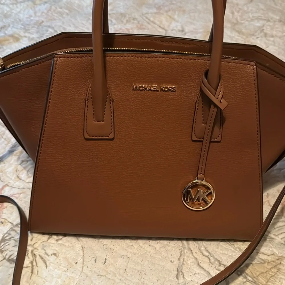 MK purse still brand new, brown - Picture 1 of 5